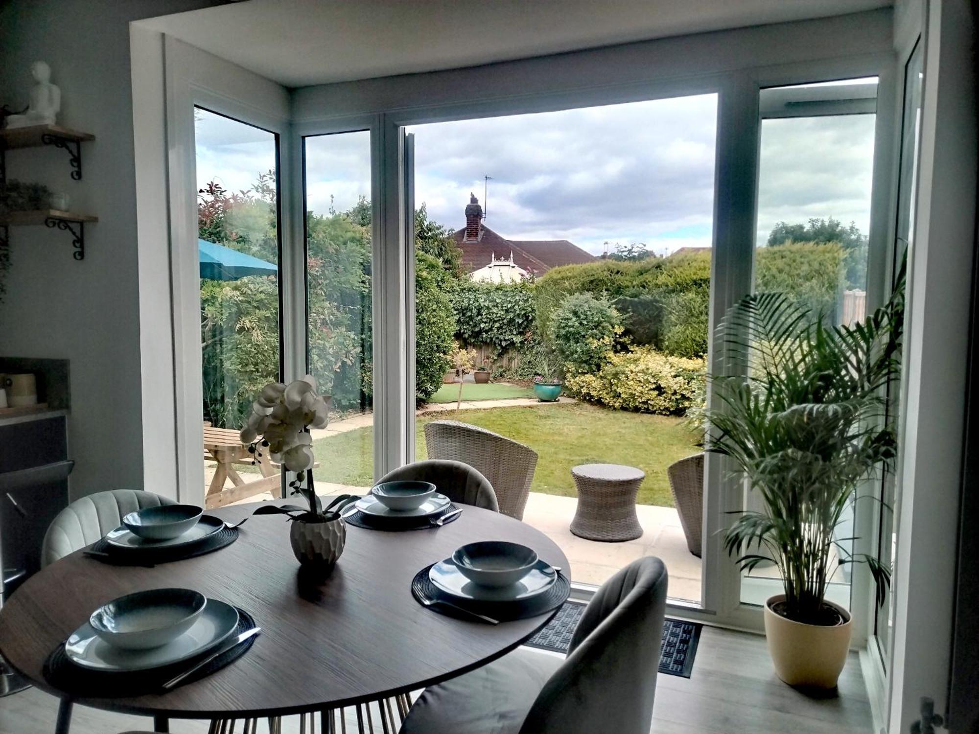Cozy - Close To London * Epsom